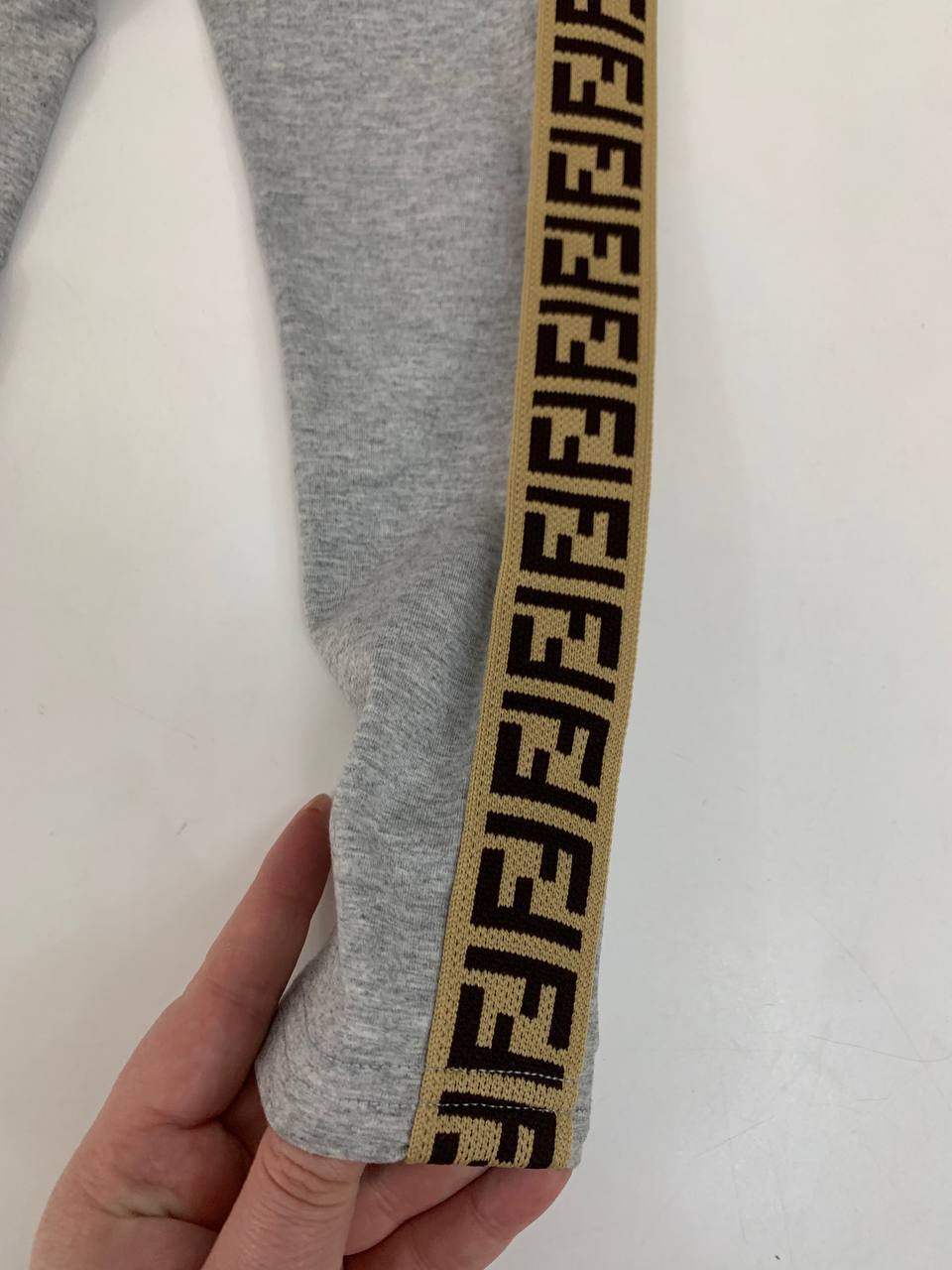 Лосины из высококачественного материала Fendi BP-50348 Лосины из высококачественного материала Fendi BP-50348