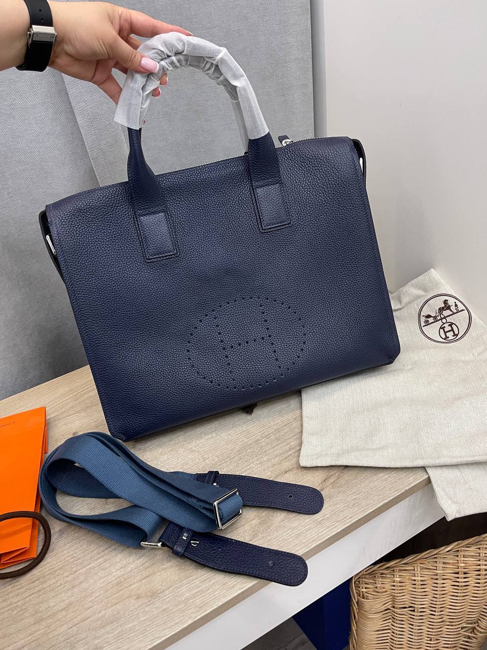 Портфель Hermes BP-48750 для деловых встреч Портфель Hermes BP-48750 для деловых встреч