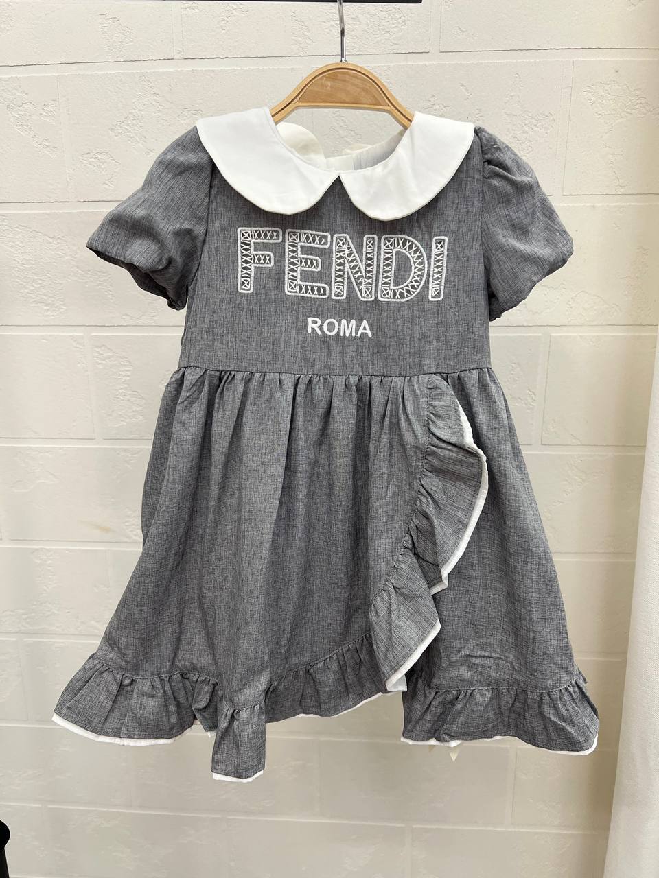 Платье из высококачественных материалов Fendi BP-49693 Платье из высококачественных материалов Fendi BP-49693