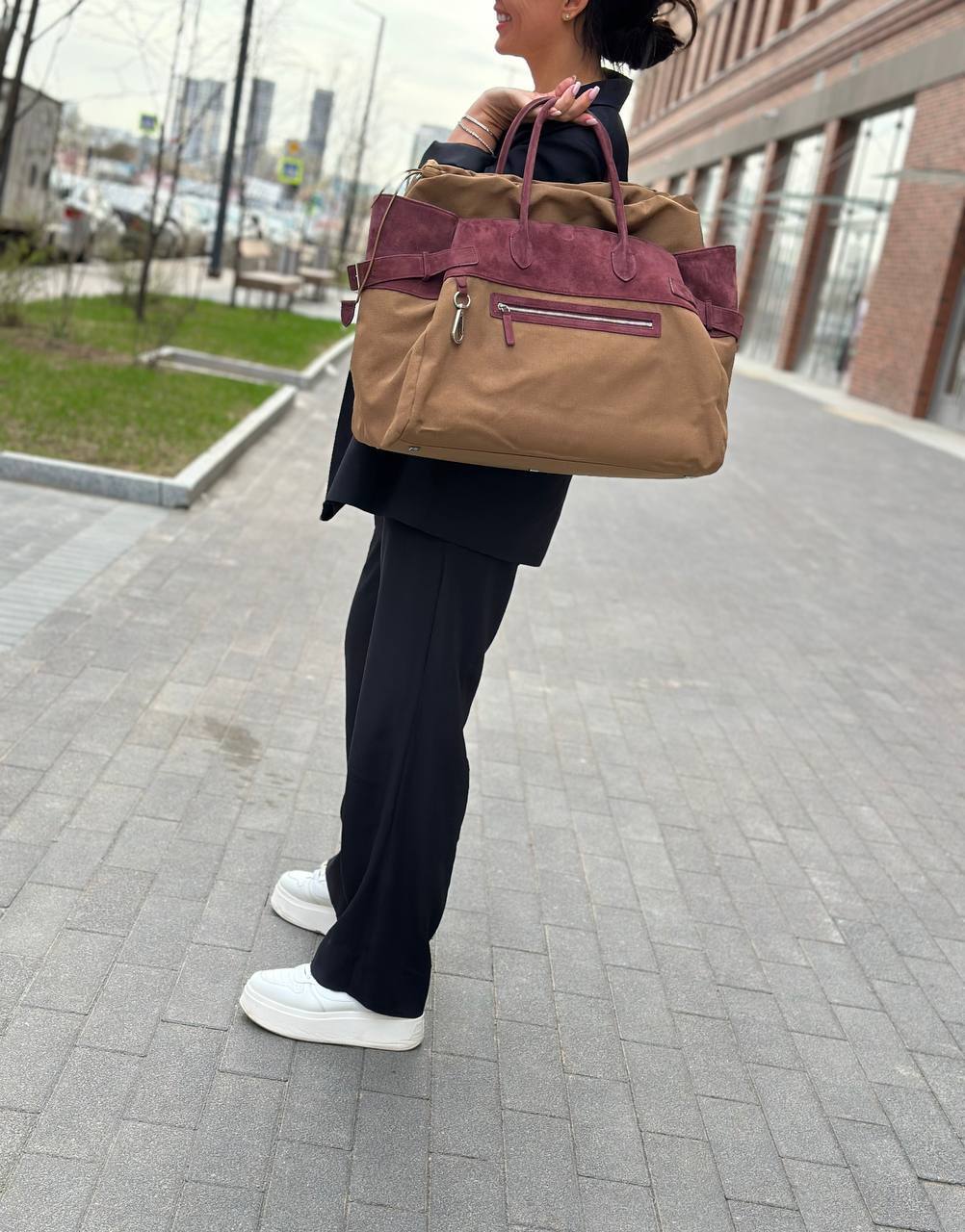 Женская сумка BP-49114 The Row коллекционная Женская сумка BP-49114 The Row коллекционная