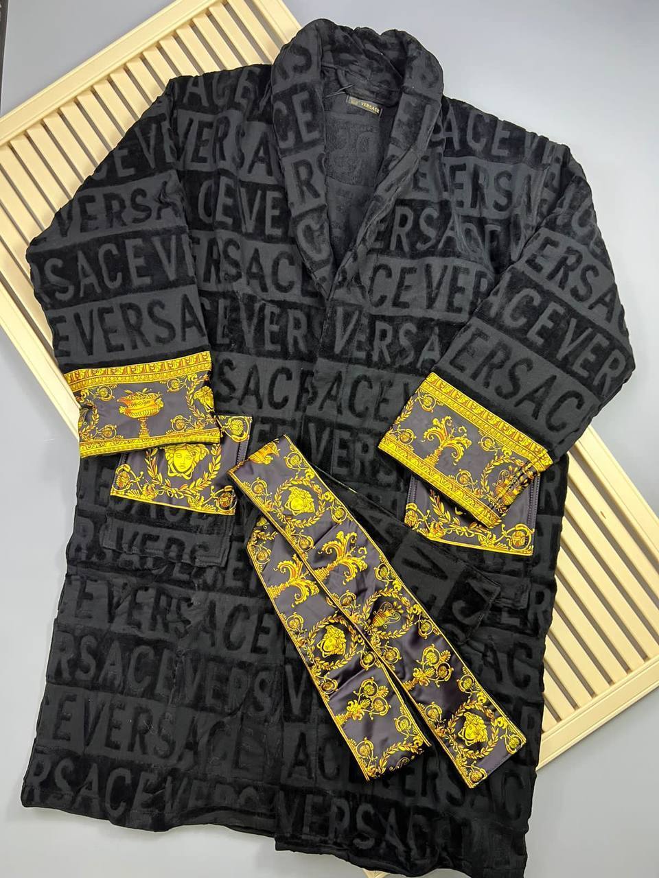 Мужской халат Versace BP-18628 Мужской халат Versace BP-18628