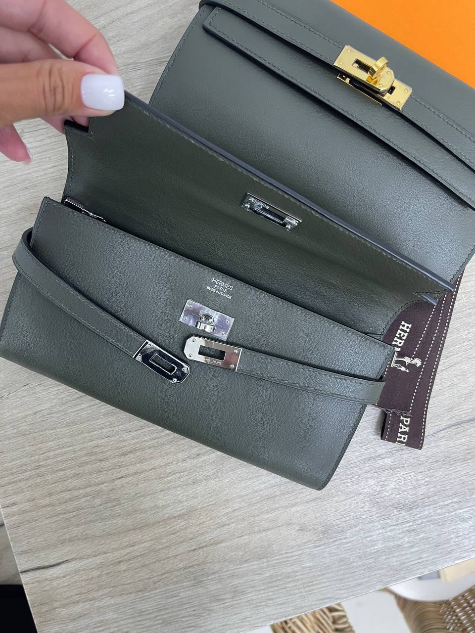 Элитный кошелёк Hermes BP-15600 Элитный кошелёк Hermes BP-15600