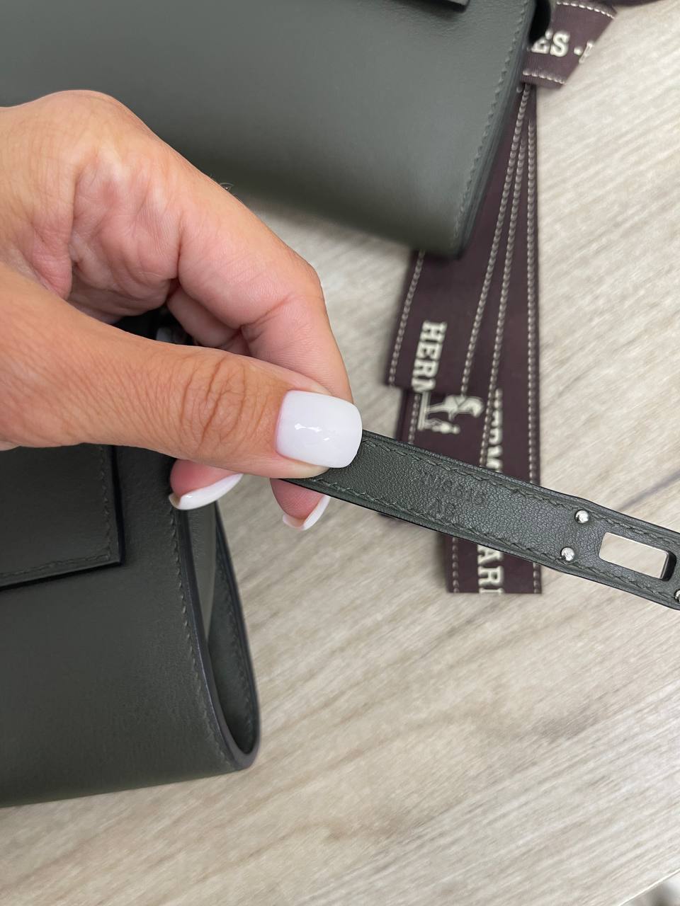 Элитный кошелёк Hermes BP-15600 Элитный кошелёк Hermes BP-15600