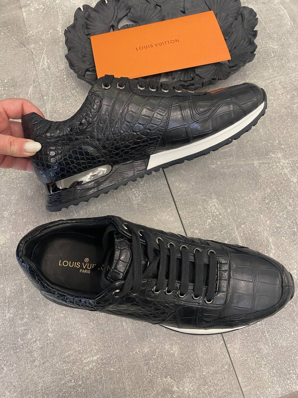 Кроссовки Louis Vuitton из кожи крокодила лимитированные BP-45988 Кроссовки Louis Vuitton из кожи крокодила лимитированные BP-45988