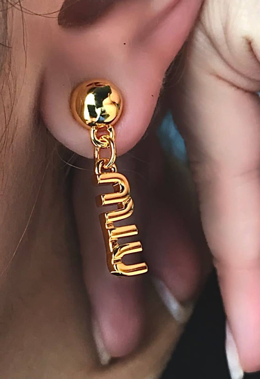 Серьги трендовые Miu Miu BP-37906 Серьги трендовые Miu Miu BP-37906
