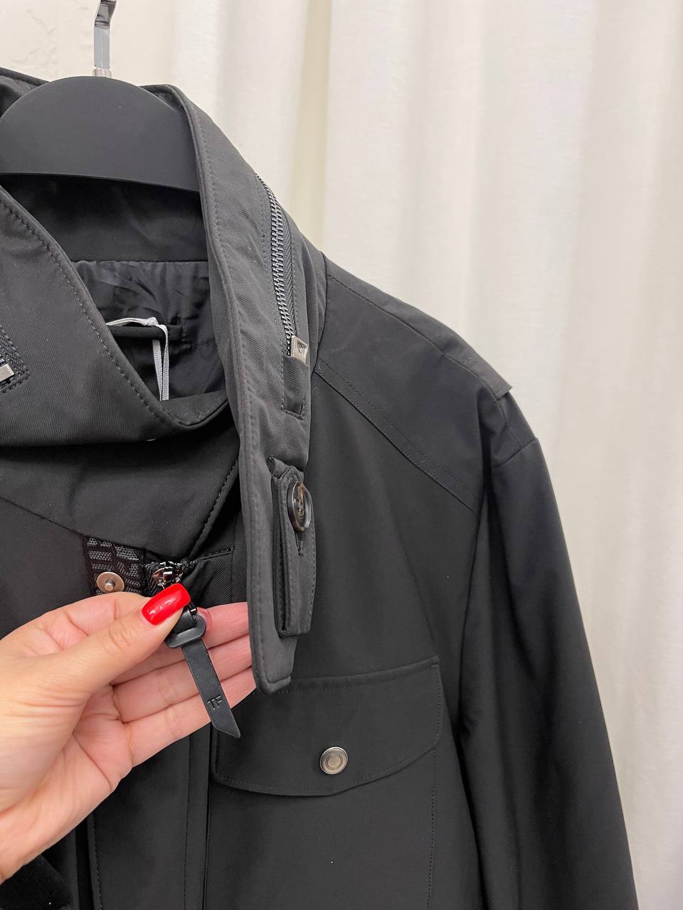 Куртка стильная Tom Ford BP-46849 Куртка стильная Tom Ford BP-46849