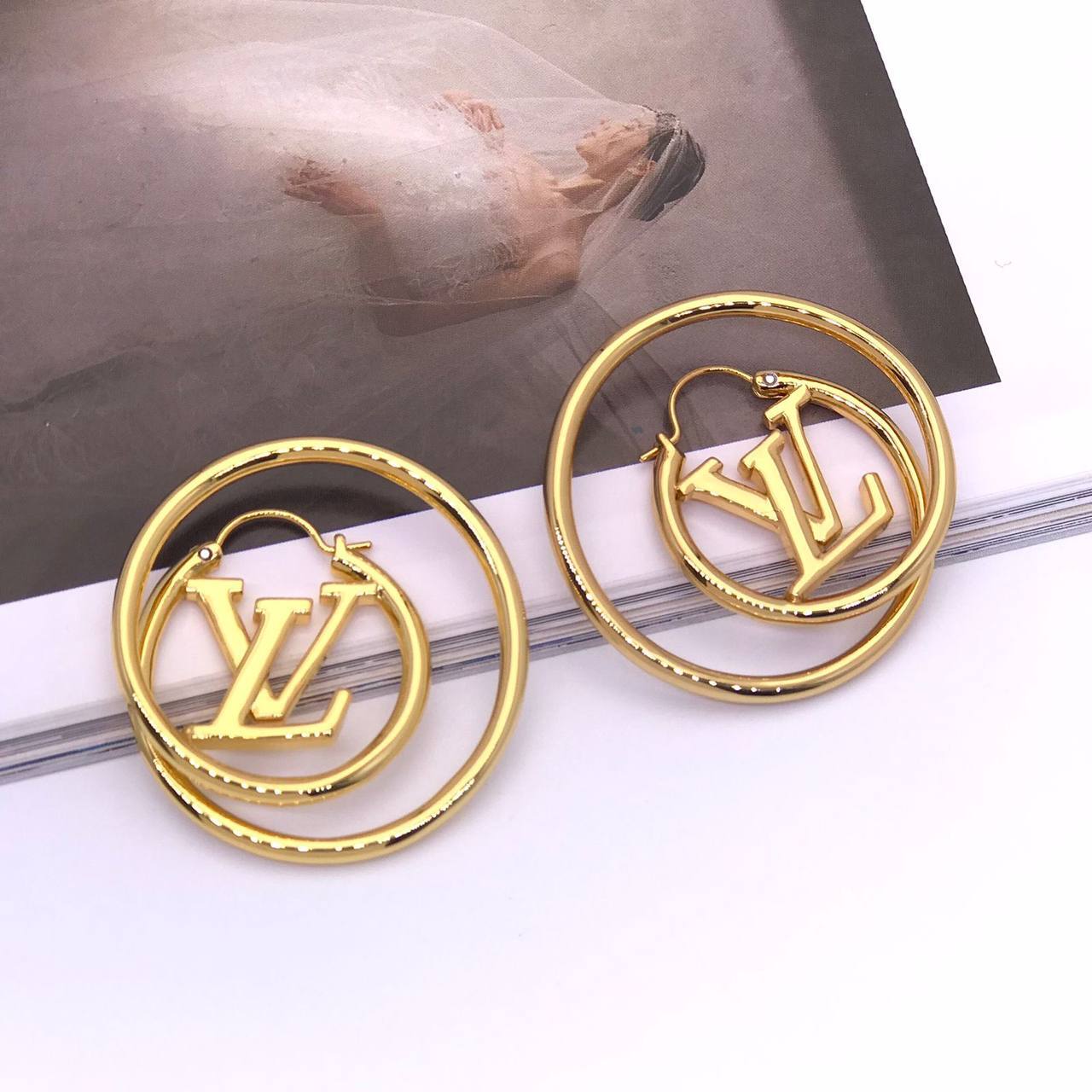 Коллекционные серьги Louis Vuitton BP-27958 Коллекционные серьги Louis Vuitton BP-27958