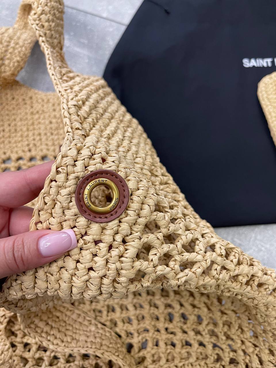 Песочная женская сумка Yves Saint Laurent BP-49299 Песочная женская сумка Yves Saint Laurent BP-49299