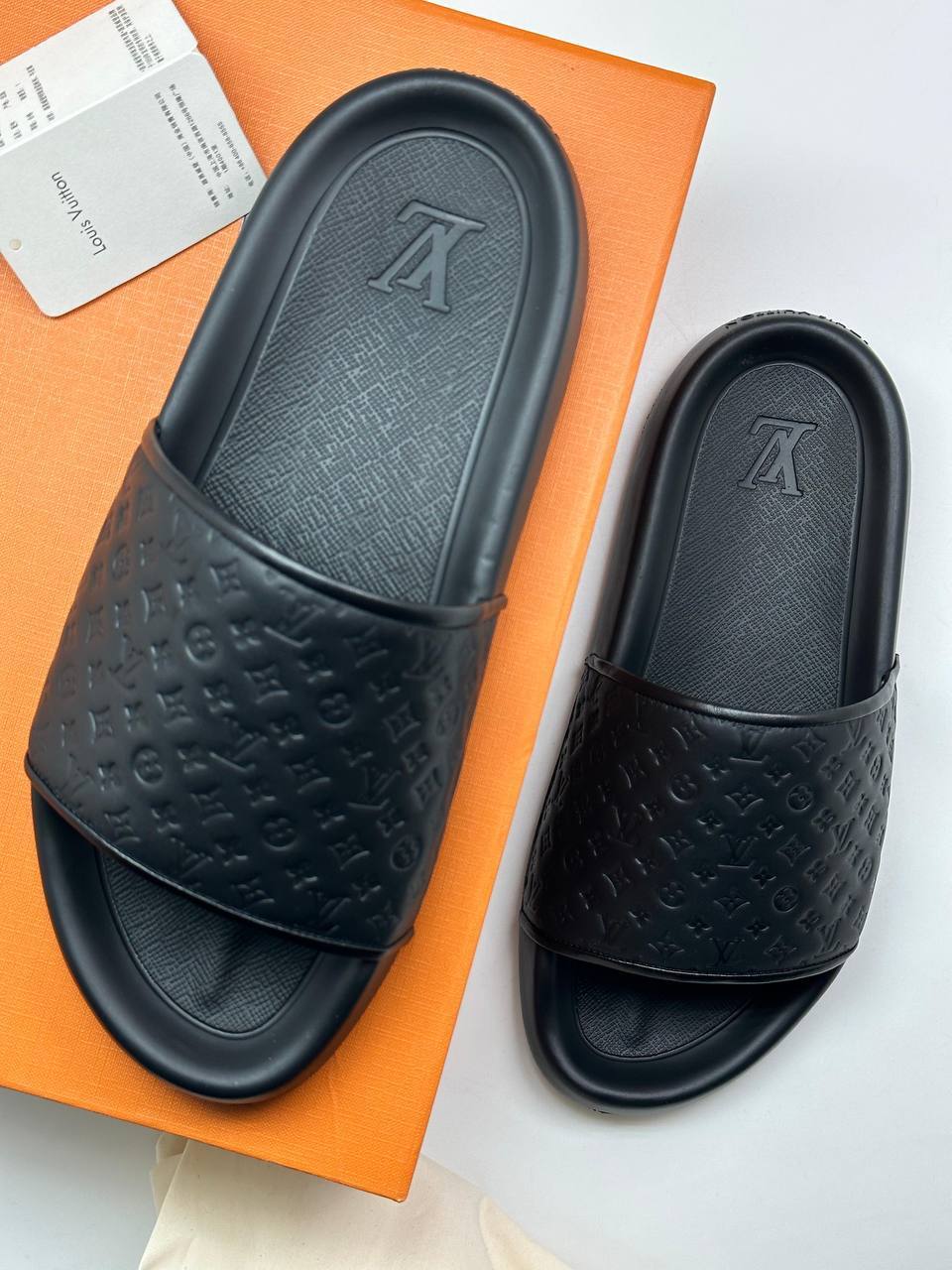 Элитные шлёпанцы Louis Vuitton BP-45519 Элитные шлёпанцы Louis Vuitton BP-45519