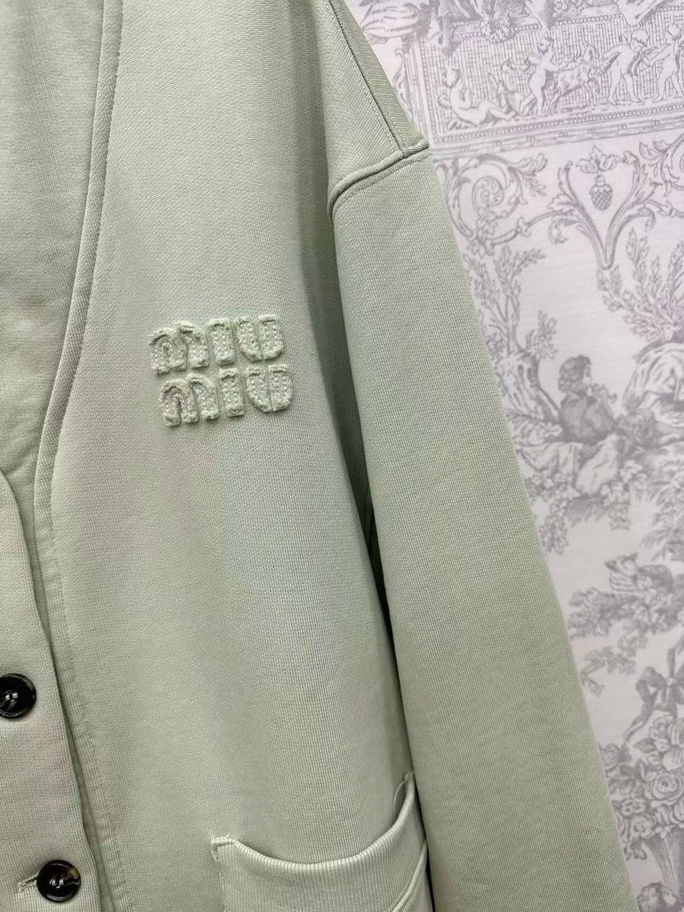 Miu Miu BP-51394 премиальный кардиган Miu Miu BP-51394 премиальный кардиган