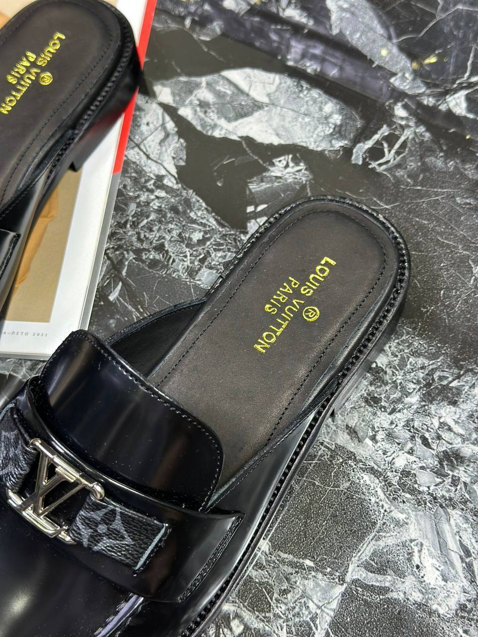 Дизайнерские мюли Louis Vuitton BP-35940 Дизайнерские мюли Louis Vuitton BP-35940