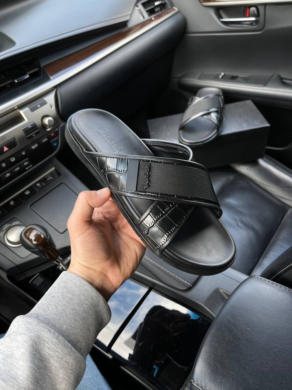 Шлёпанцы лимитированные Prada BP-15118 Шлёпанцы лимитированные Prada BP-15118