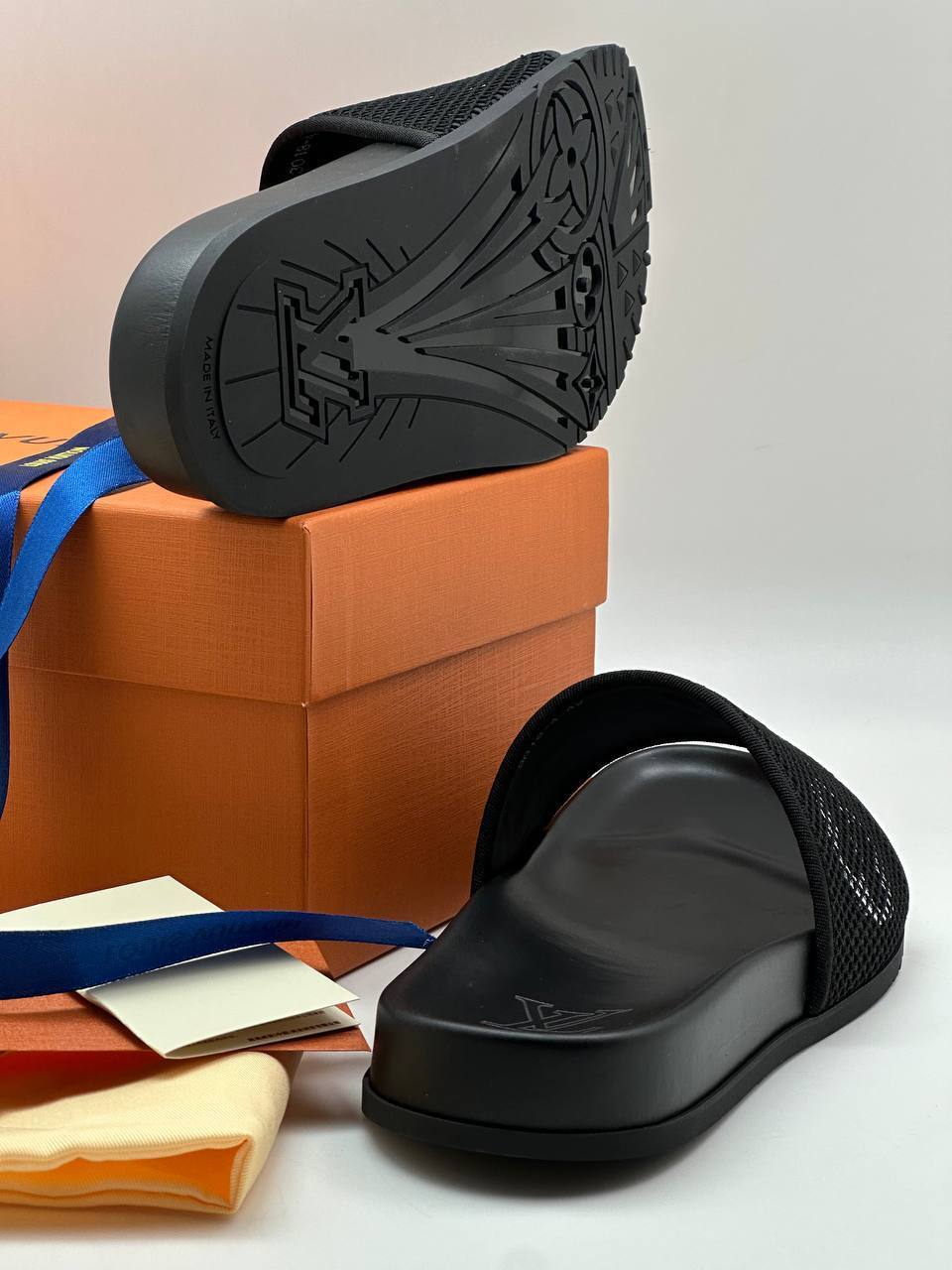 Элегантные шлёпанцы Louis Vuitton BP-32883 Элегантные шлёпанцы Louis Vuitton BP-32883