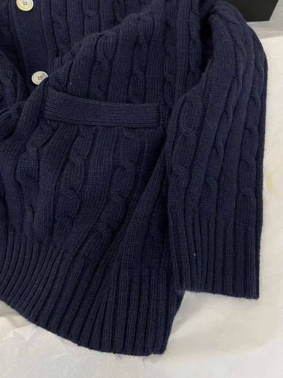 Кардиган премиум Yves Saint Laurent BP-40496 Кардиган премиум Yves Saint Laurent BP-40496