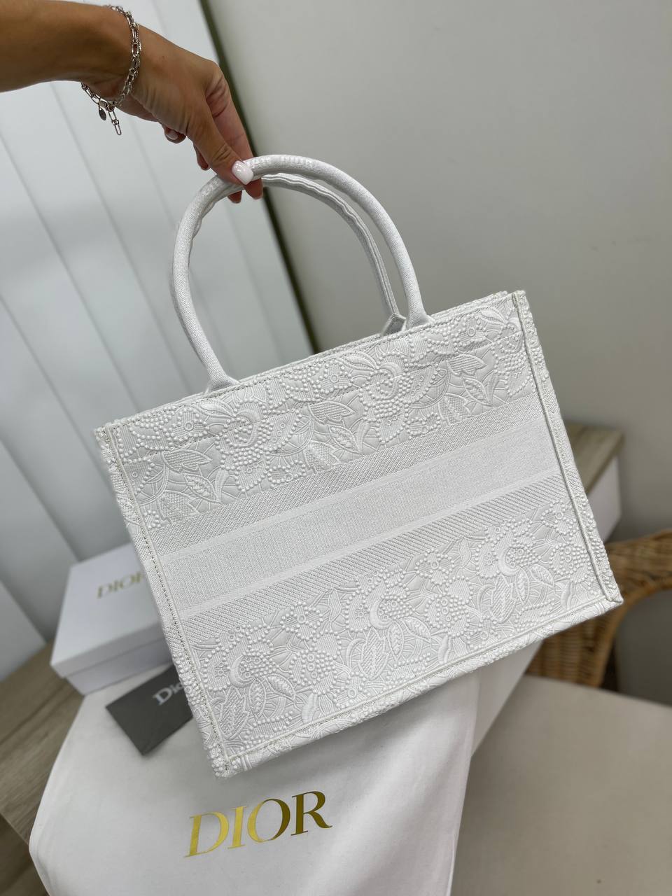 Трендовая женская сумка Book Tote 36 см Christian Dior BP-15655 Трендовая женская сумка Book Tote 36 см Christian Dior BP-15655