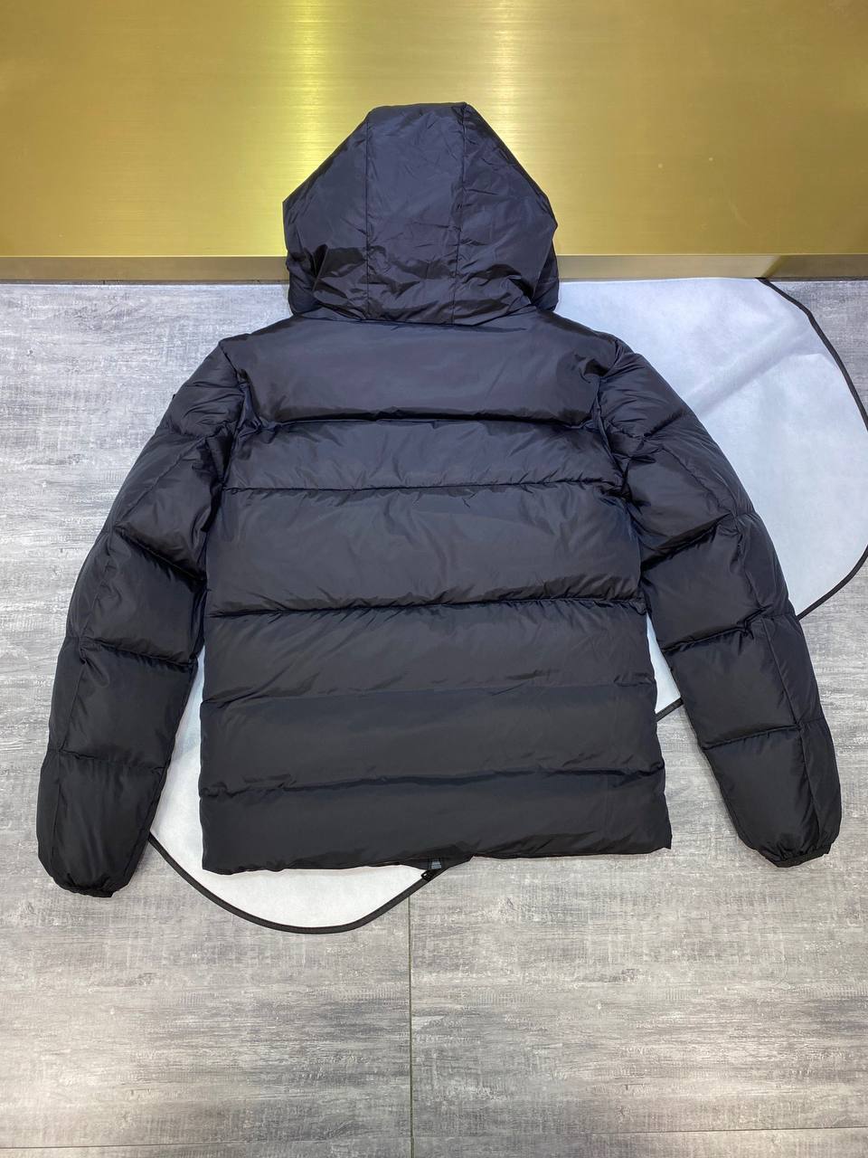Дизайнерский пуховик черный Montcla Moncler BP-443136 Дизайнерский пуховик черный Montcla Moncler BP-443136