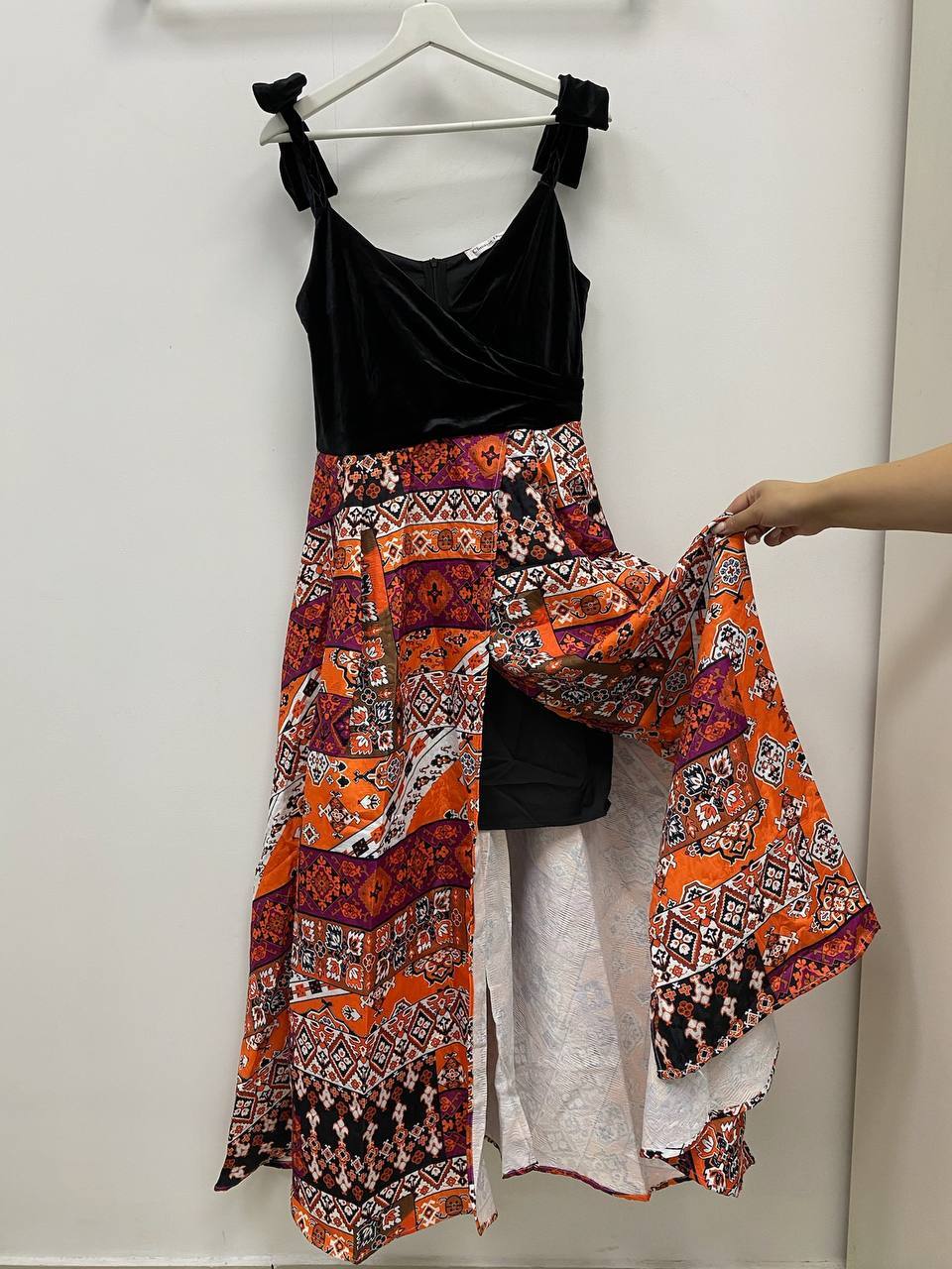 Элитное платье Christian Dior BP-23344 Элитное платье Christian Dior BP-23344