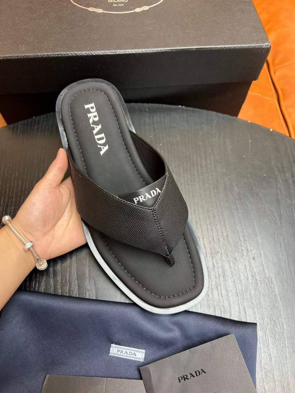 Шлёпанцы эксклюзивные Prada BP-32887 Шлёпанцы эксклюзивные Prada BP-32887