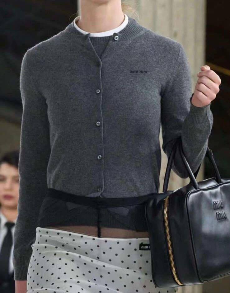 Кардиган люкс Miu Miu BP-42294 Кардиган люкс Miu Miu BP-42294