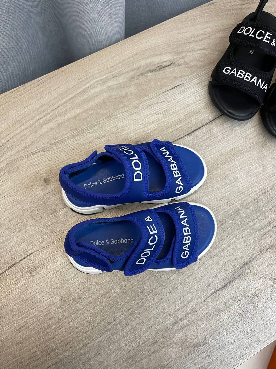 Сандалии кожаные Dolce & Gabbana BP-50308 Сандалии кожаные Dolce & Gabbana BP-50308