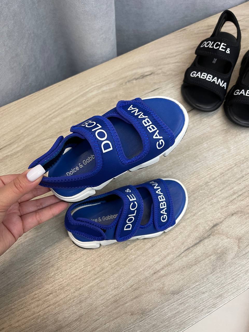 Сандалии кожаные Dolce & Gabbana BP-50308 Сандалии кожаные Dolce & Gabbana BP-50308