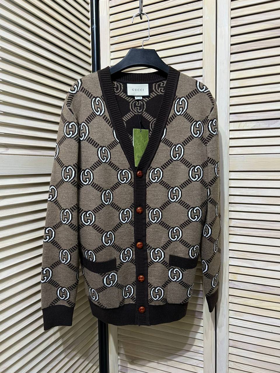 Трендовый кардиган Gucci BP-33084 Трендовый кардиган Gucci BP-33084