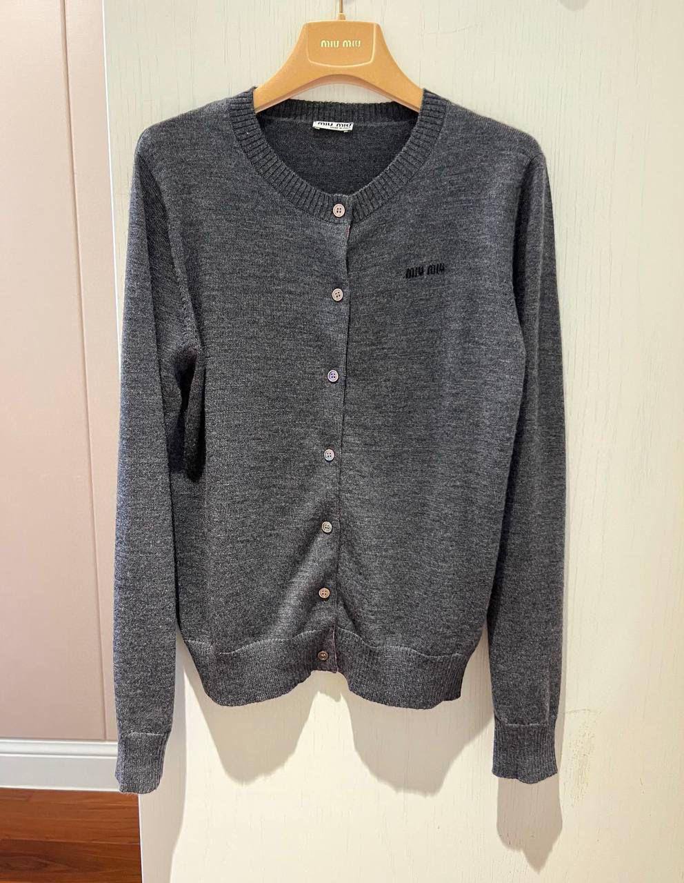 Трендовый кардиган Miu Miu BP-46011 Трендовый кардиган Miu Miu BP-46011