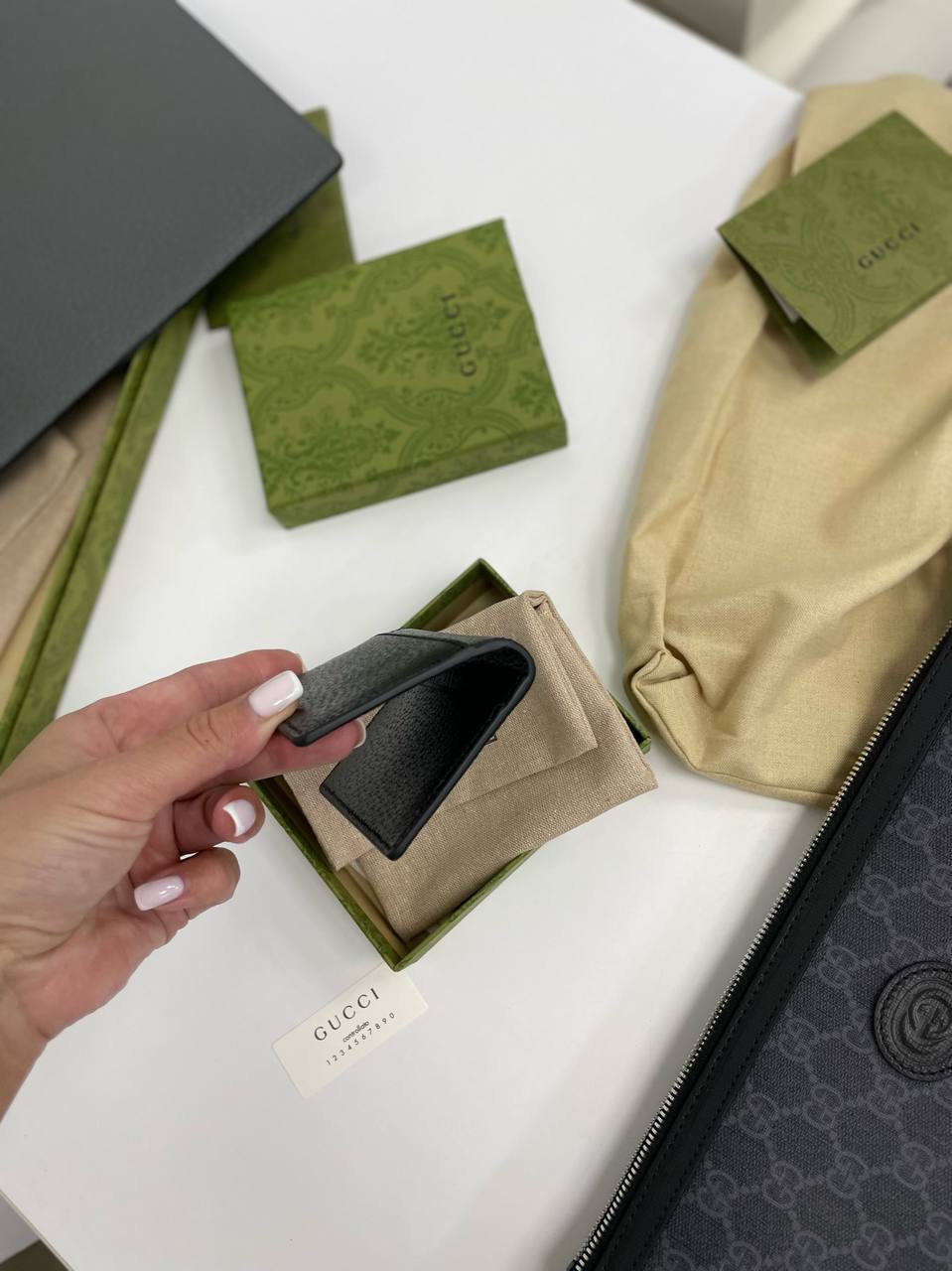 Картхолдер Gucci премиум BP-37070 Картхолдер Gucci премиум BP-37070