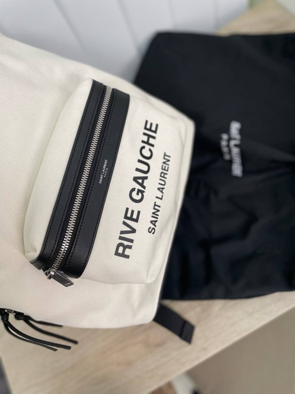 Рюкзак премиум Yves Saint Laurent BP-21384 Рюкзак премиум Yves Saint Laurent BP-21384