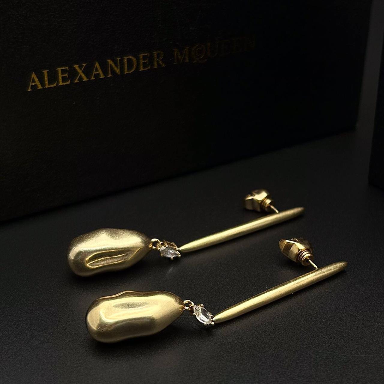 Трендовые серьги Alexander McQueen BP-45392 Трендовые серьги Alexander McQueen BP-45392