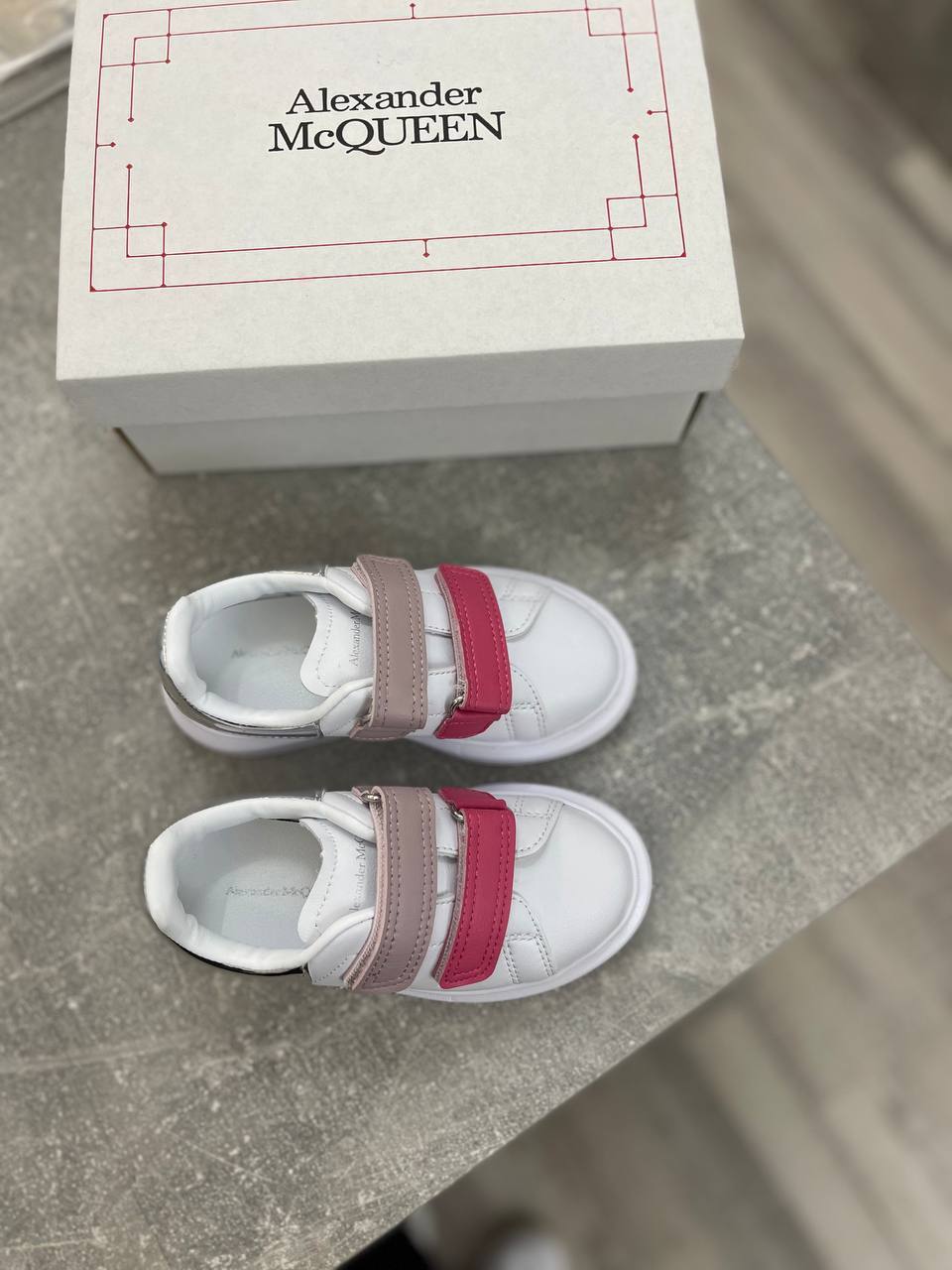 Кеды Alexander McQueen кожаные лимитированные Кеды Alexander McQueen кожаные лимитированные