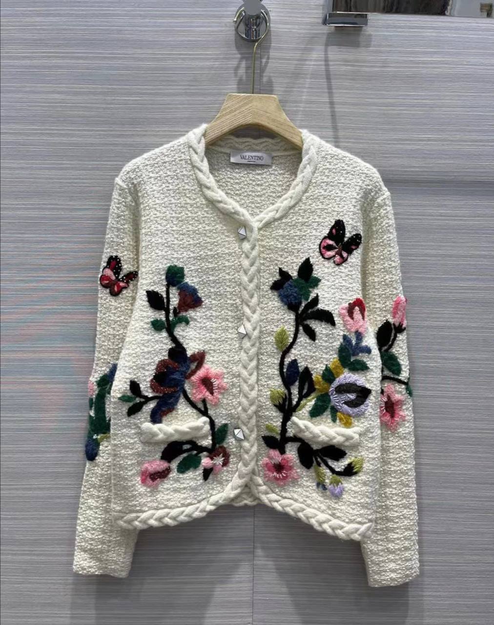 Премиум кардиган Valentino BP-19500 Премиум кардиган Valentino BP-19500