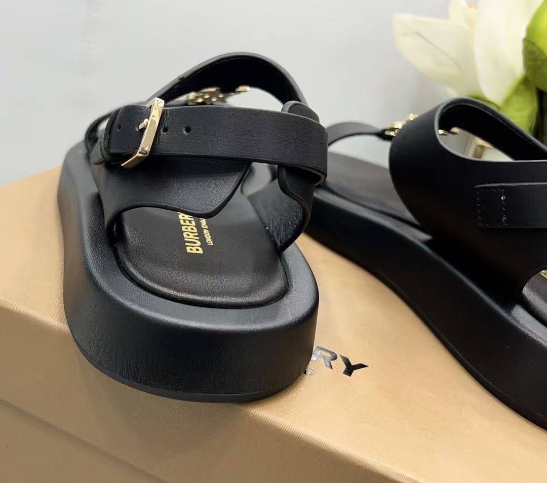 Дизайнерские сандалии Burberry BP-13455 Дизайнерские сандалии Burberry BP-13455