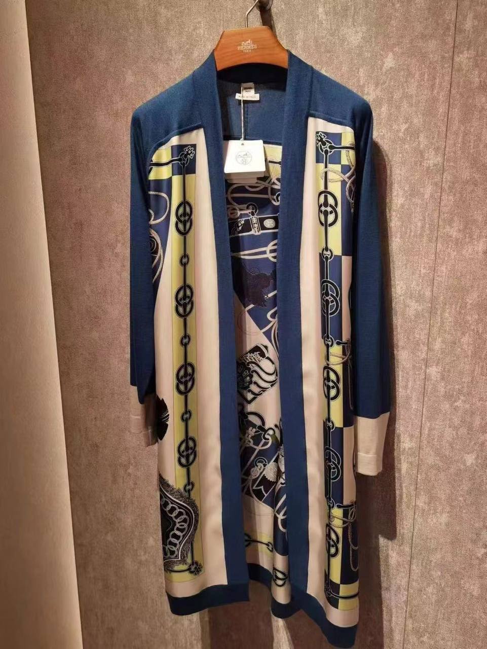 Коллекционный кардиган Hermes BP-17822 Коллекционный кардиган Hermes BP-17822