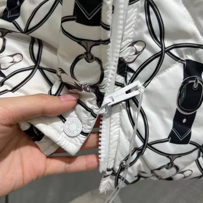 Элитный пуховик двухсторонний Hermes BP-20637 Элитный пуховик двухсторонний Hermes BP-20637