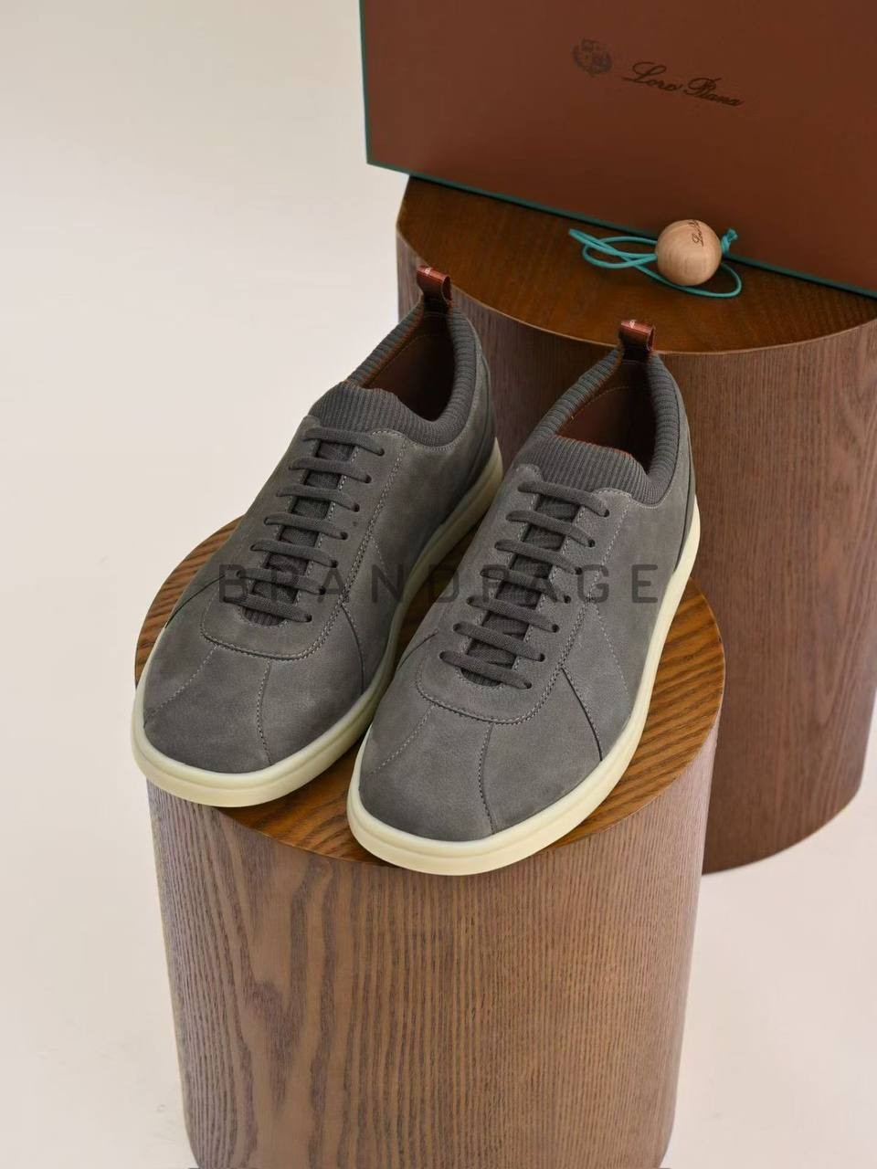 Кеды из телячьей кожи Loro Piana Soho walk sneaker Кеды из телячьей кожи Loro Piana Soho walk sneaker