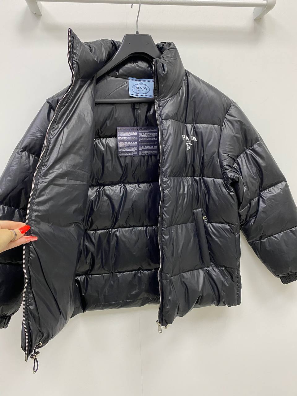 Трендовый пуховик Prada BP-20063 Трендовый пуховик Prada BP-20063