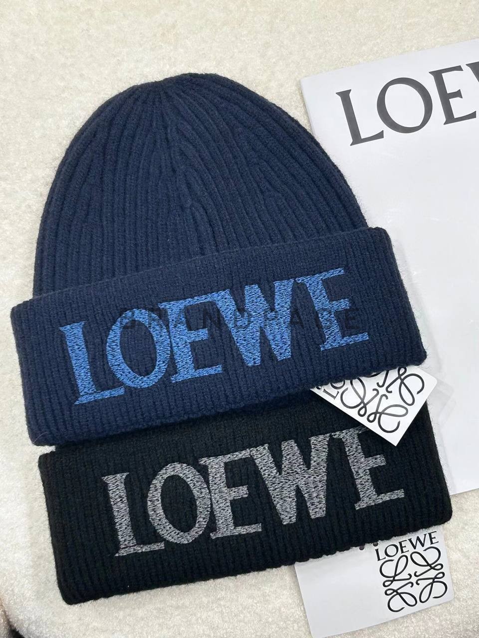 Шапка из шерсти Loewe BPLUX12551 Шапка из шерсти Loewe BPLUX12551