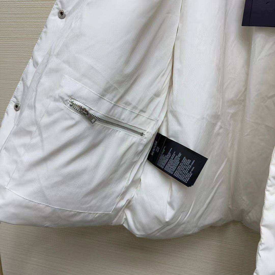 Премиум пуховик Prada BP-39072 Премиум пуховик Prada BP-39072