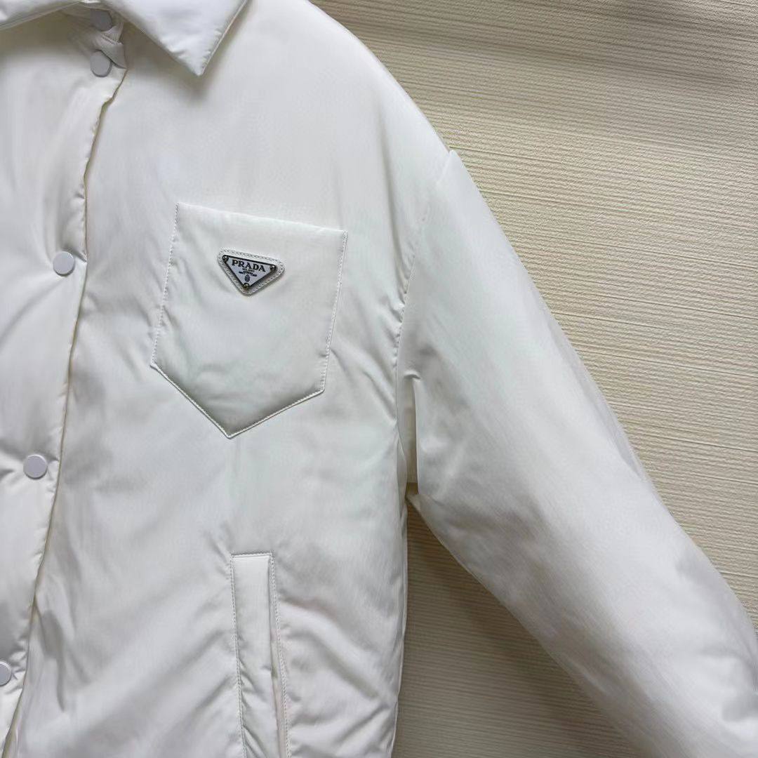 Премиум пуховик Prada BP-39072 Премиум пуховик Prada BP-39072