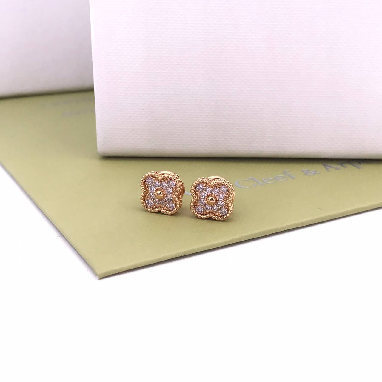 Элитные серьги Van Cleef BP-26222 Элитные серьги Van Cleef BP-26222