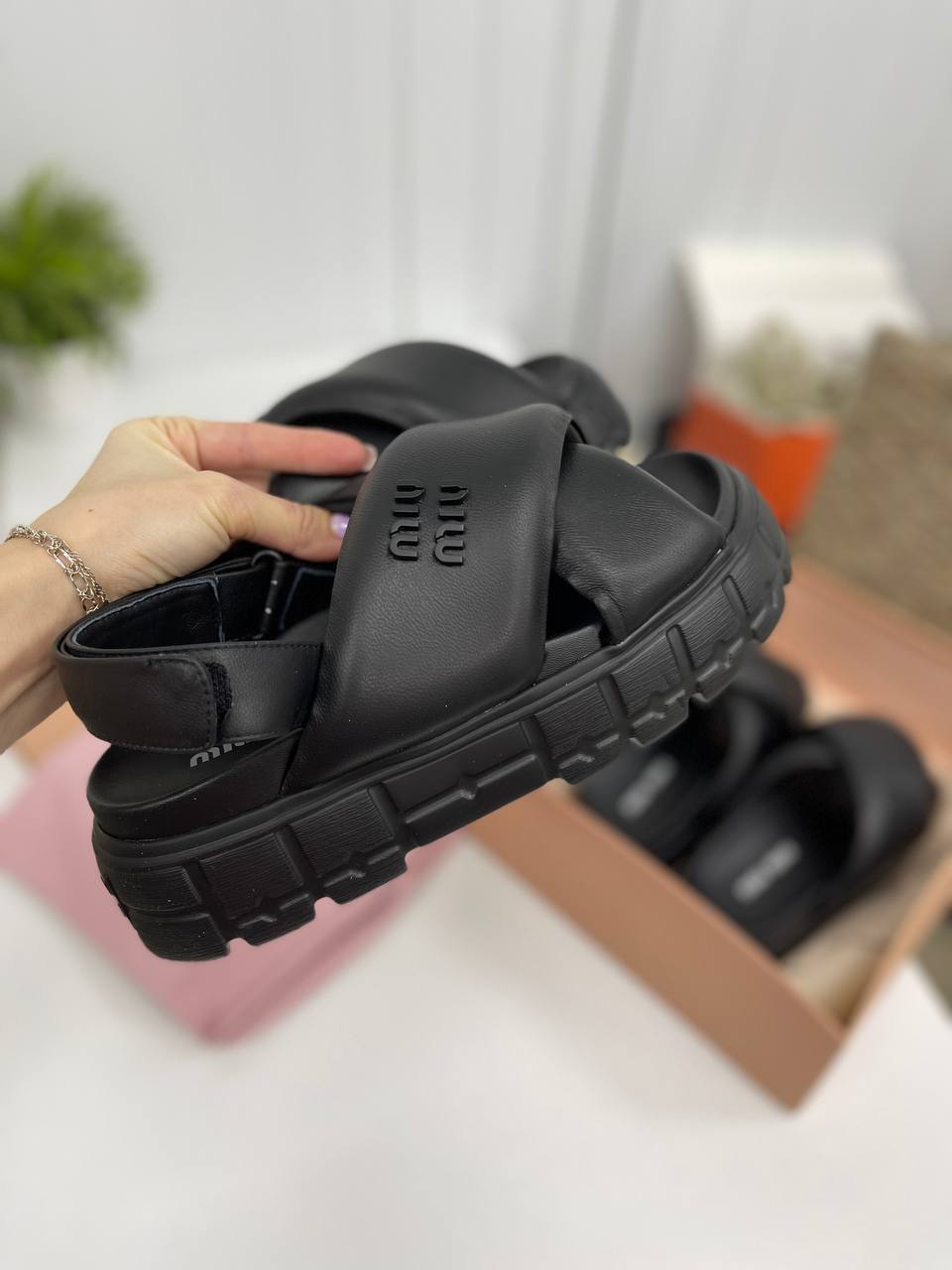 Сандалии люкс Miu Miu BP-32719 Сандалии люкс Miu Miu BP-32719