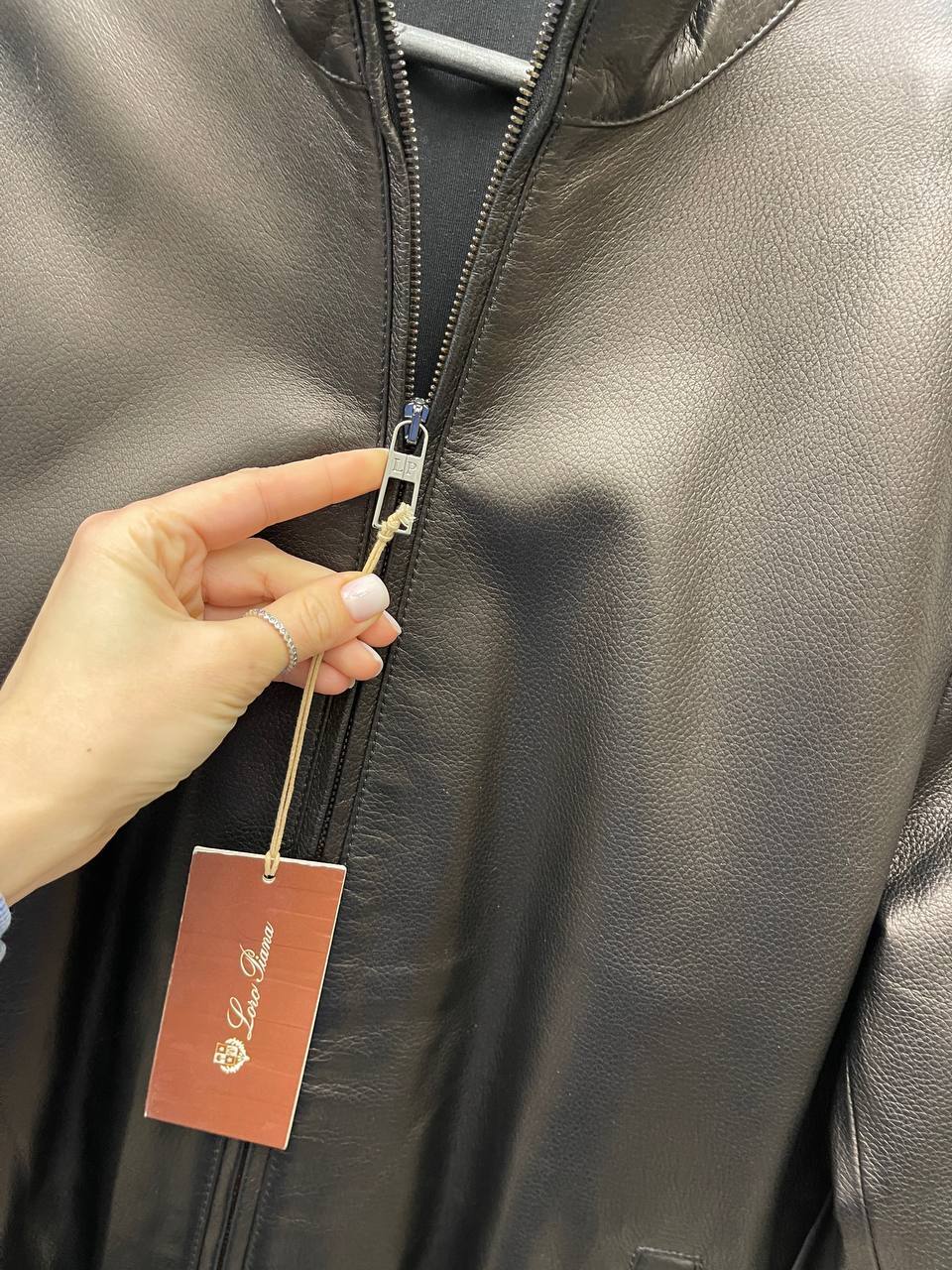 Кожаная мужская куртка Loro Piana BP-45784 Кожаная мужская куртка Loro Piana BP-45784