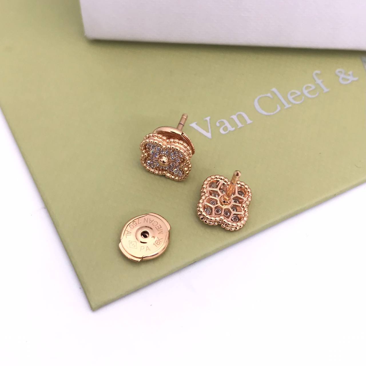 Элитные серьги Van Cleef BP-26222 Элитные серьги Van Cleef BP-26222