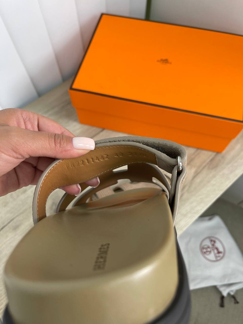 Сандалии трендовые Hermes BP-16965 Сандалии трендовые Hermes BP-16965