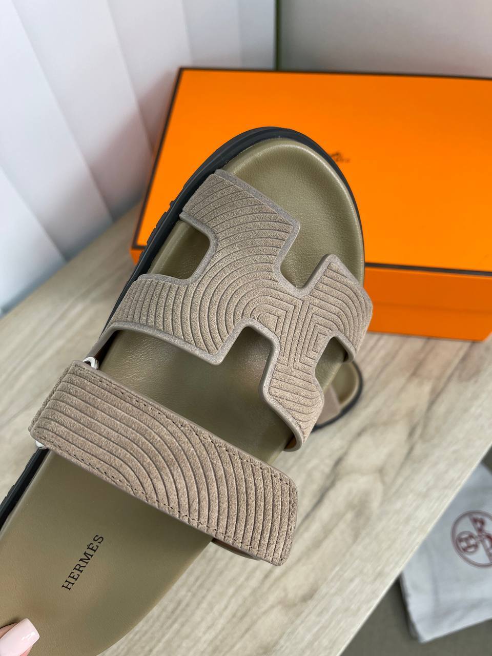 Сандалии трендовые Hermes BP-16965 Сандалии трендовые Hermes BP-16965