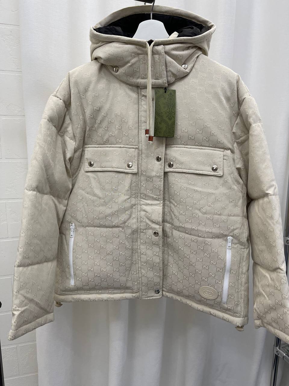 Пуховик Gucci BP-38907 трендовый Пуховик Gucci BP-38907 трендовый