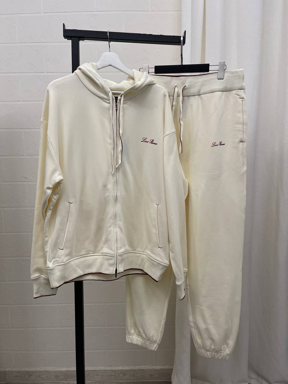 Спортивный костюм Loro Piana BP-46891 Спортивный костюм Loro Piana BP-46891