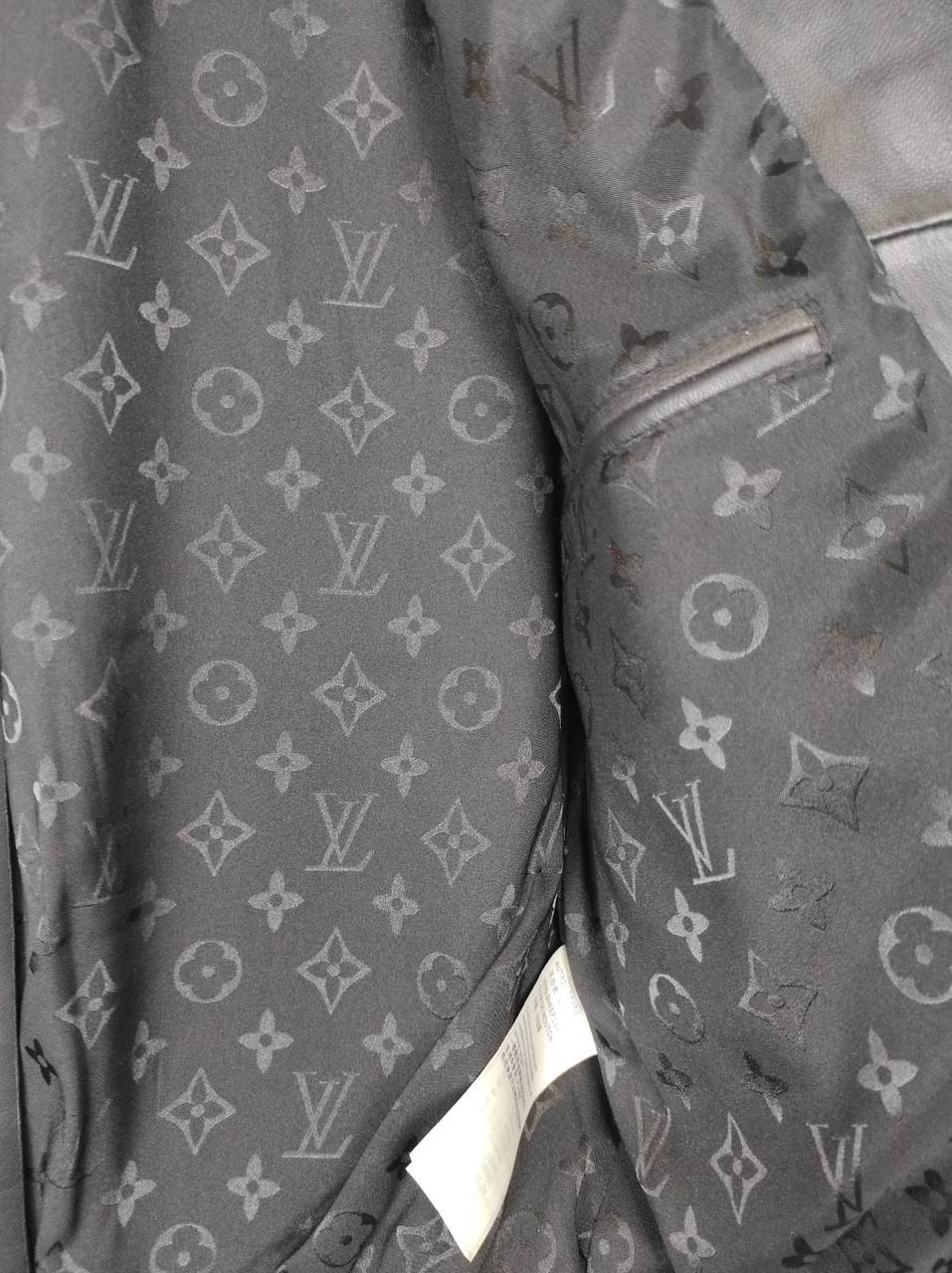 Кожаная черная куртка Louis Vuitton BP-38750 Кожаная черная куртка Louis Vuitton BP-38750