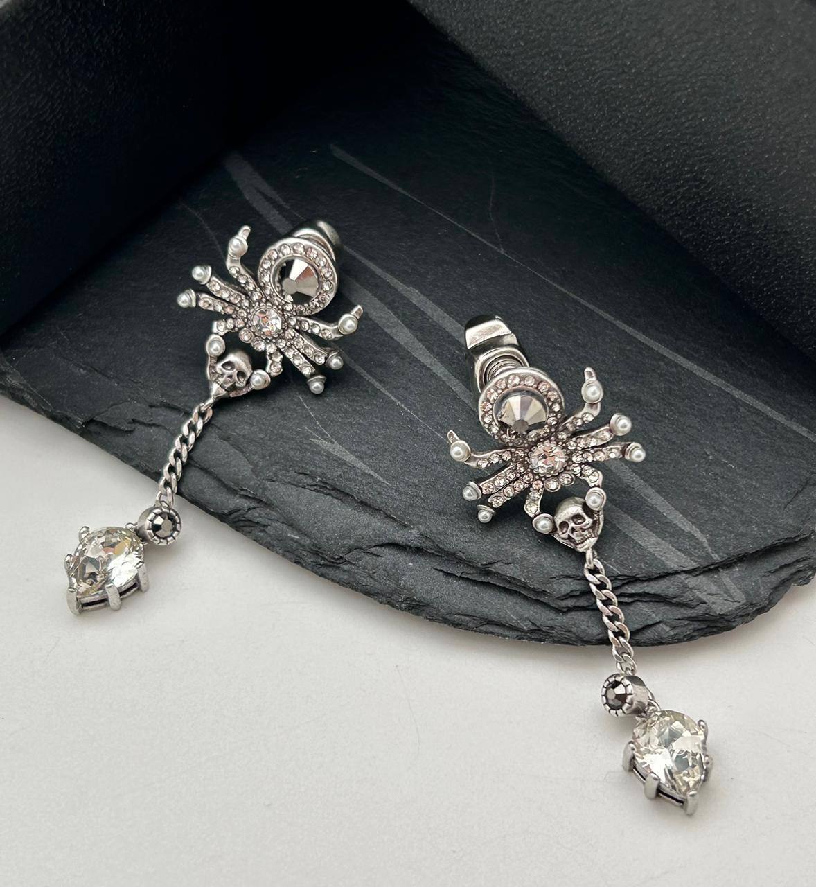 Коллекционные серьги Alexander McQueen BP-54544 Коллекционные серьги Alexander McQueen BP-54544